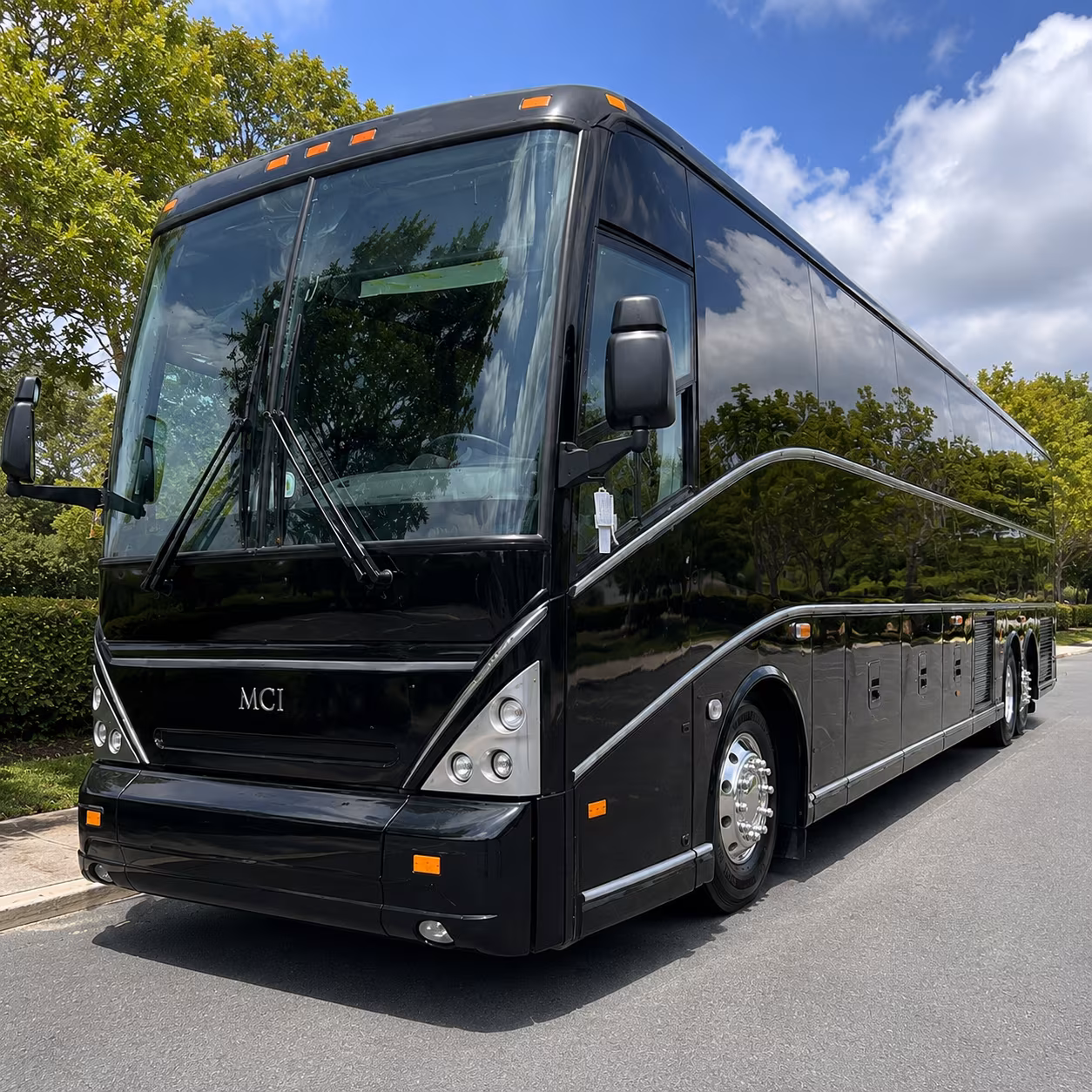 choose a charter bus from missouri city to san antonio austin or dallas for your next group trip