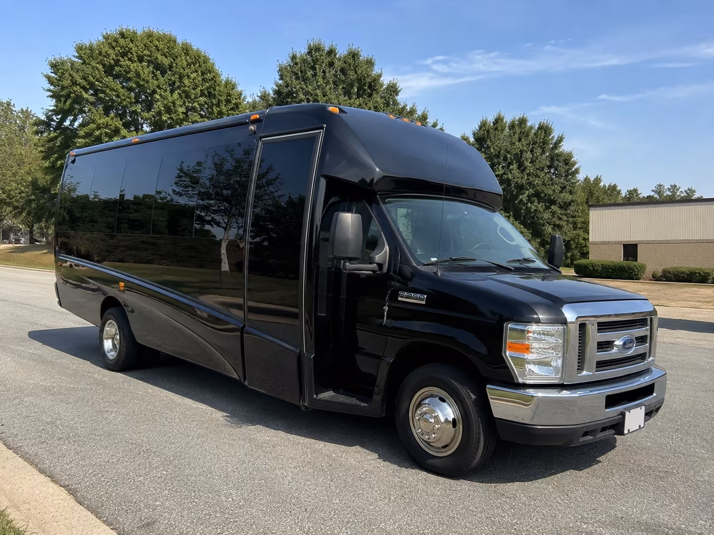 how the type of bus changes the price in missouri city texas