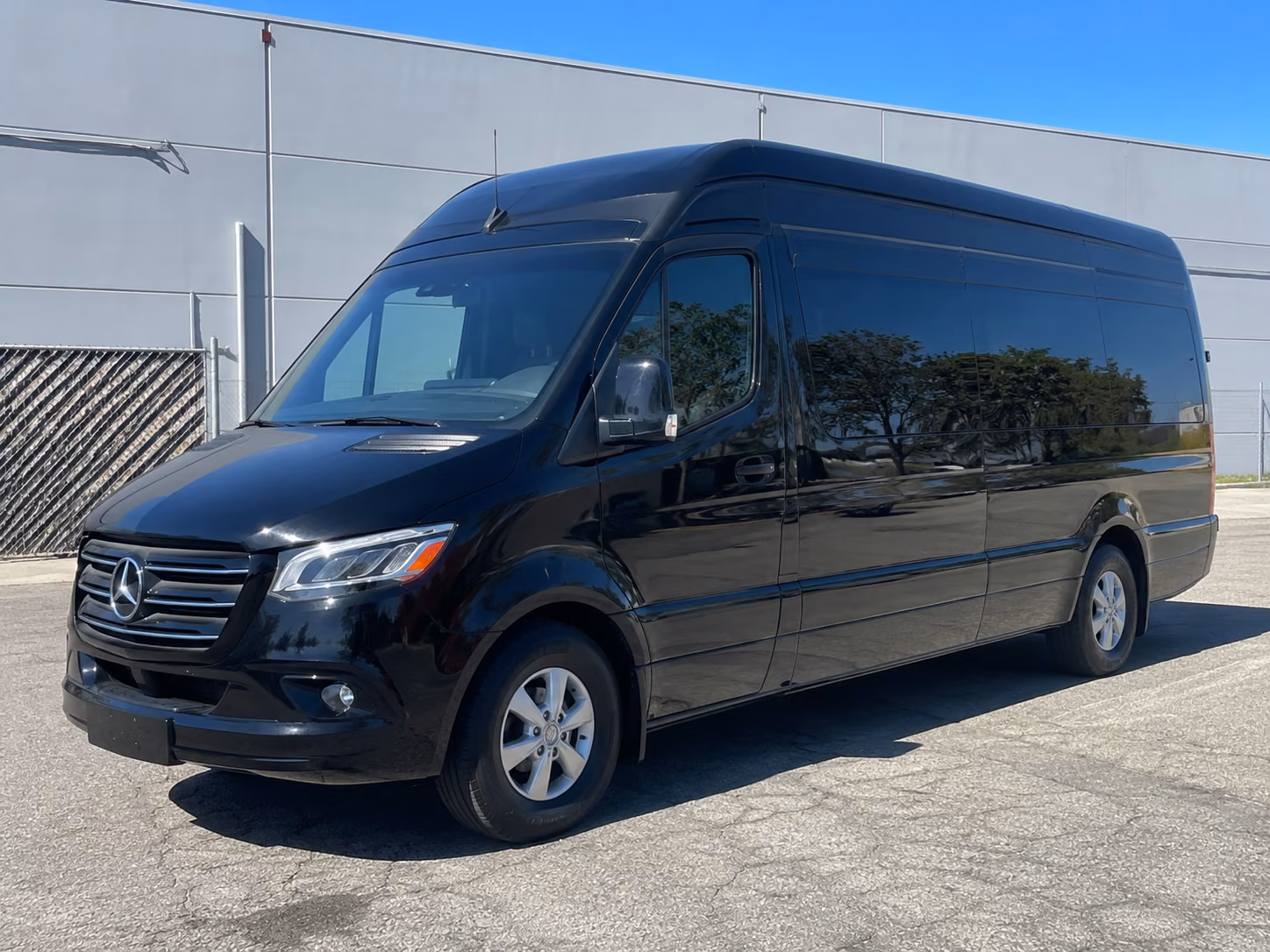 missouri city wedding transportation onboard seating