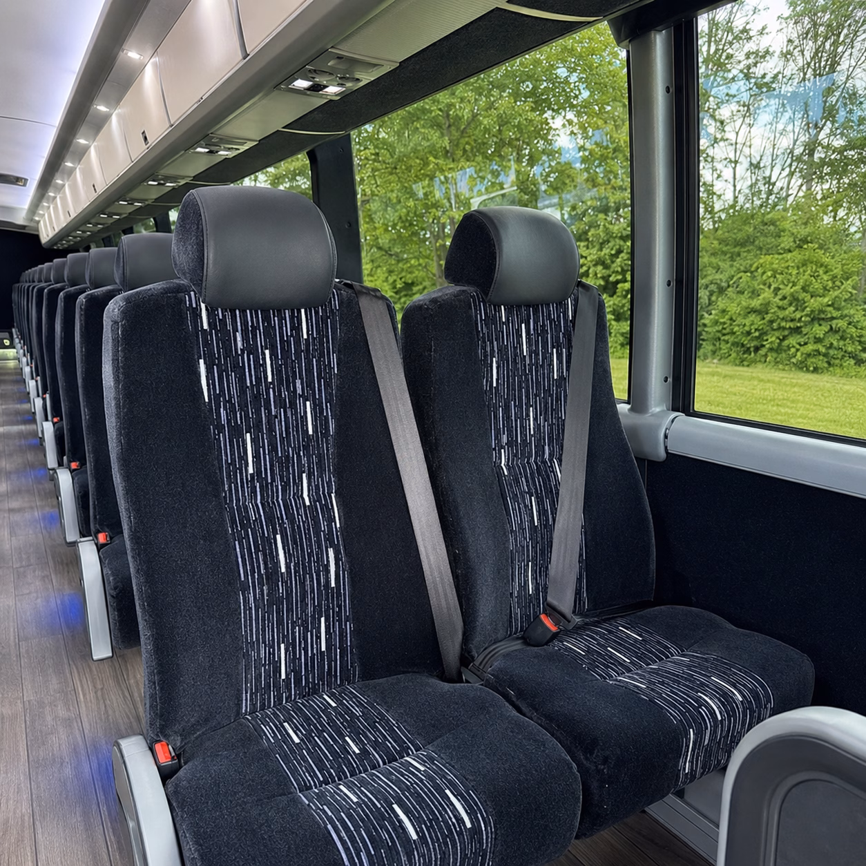 pasadena corporate charter bus solutions for pasadena businesses