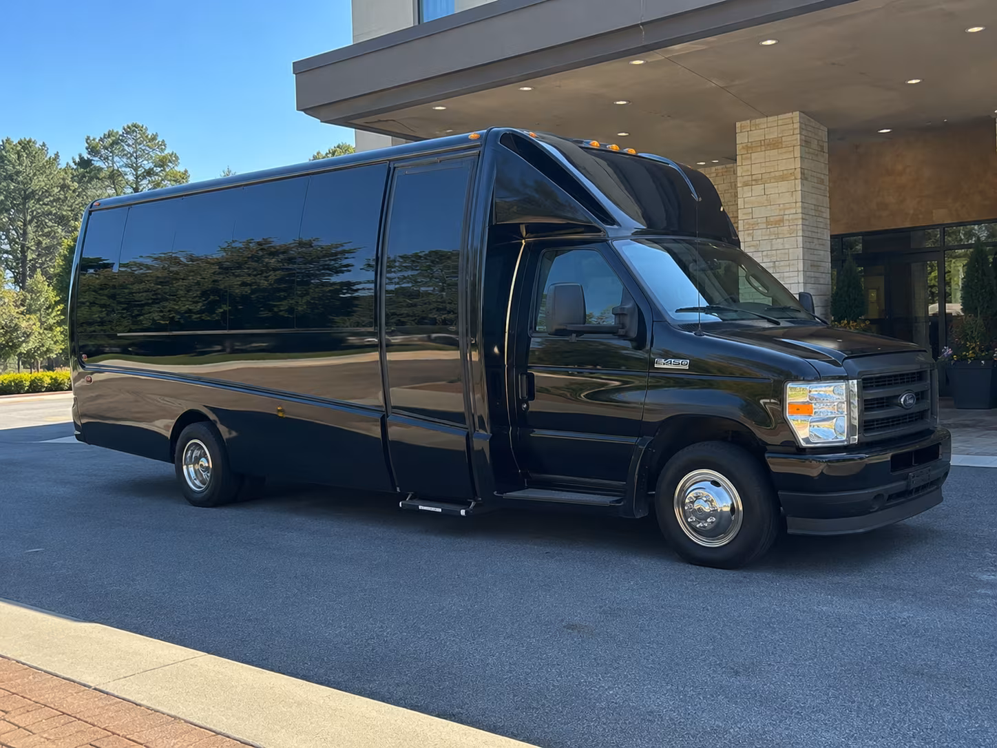you can count on missouricitycharterbuscompany com for wine tour transportation in missouri city